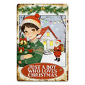 Plaque murale métallique vintage de Noël avec Père Noël et sapin, « Juste un garçon qui aime Noël…