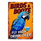 Enseigne en métal vintage Perroquet et cocktail avec inscription « Birds And Booze Fly High » Décoration de bar pour les hô…