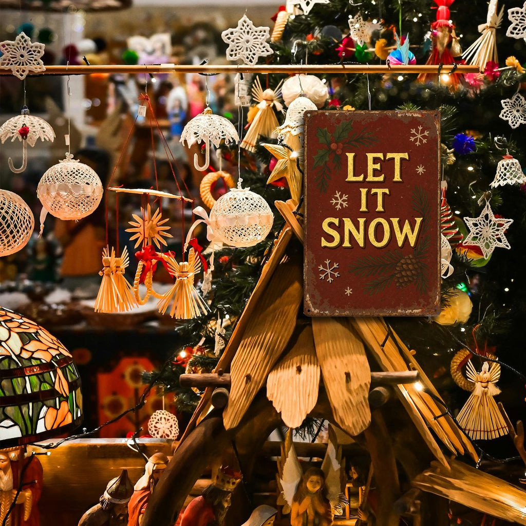 Vintage „Let It Snow“ Weihnachts-Metallschild mit Schneeflocken- und Stechpalmenmuster für den Innenbereich…