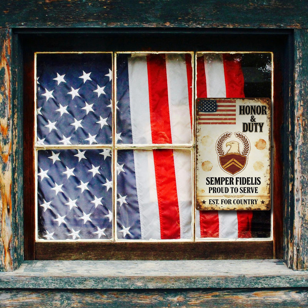 Plaque métallique militaire vintage avec aigle américain, drapeau et inscription « Honor Duty » Rustique Patri…
