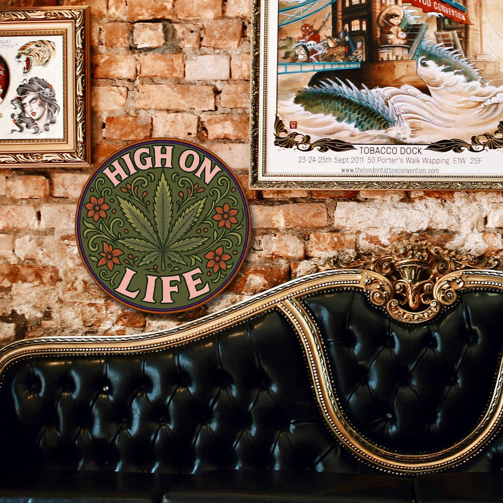 Rundes grünes Marihuana-Blatt und Blumen-Patch, „High On Life“-Design für Kleidung, Hut…