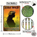 Vintage Metallschild "Stay Wild Flower Child" mit Silhouette, Blumen und Schmetterlingen für …